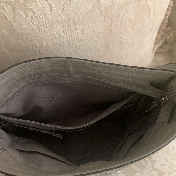 In excellent condition - Picture 3 of 3